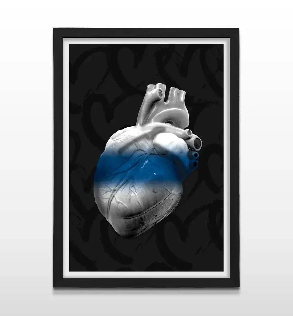 Cuadro moderno de corazón azul y blanco con marco negro, decoración de alto impacto visual y regalo ideal para fanáticos del Lobo