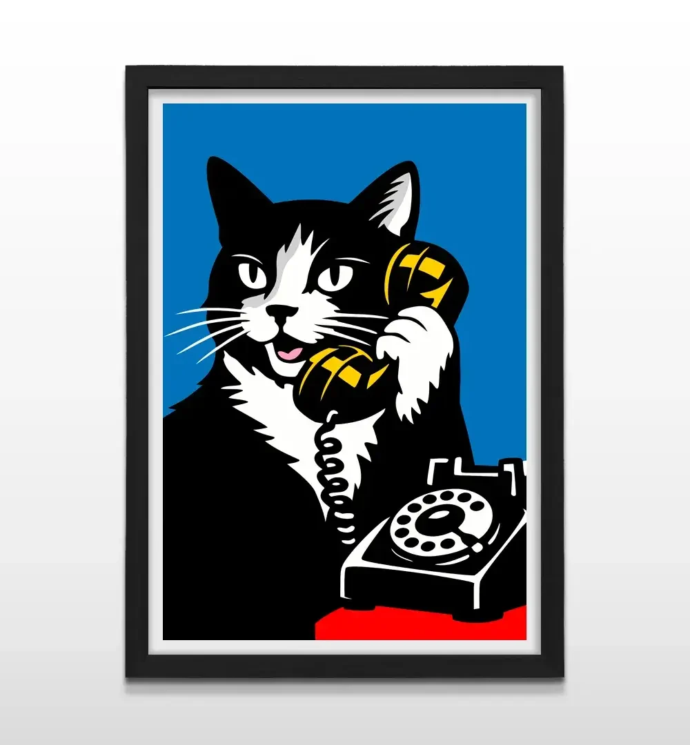 Cuadro moderno de gato hablando por teléfono y marco negro, arte de pared con diseño minimalista y creativo