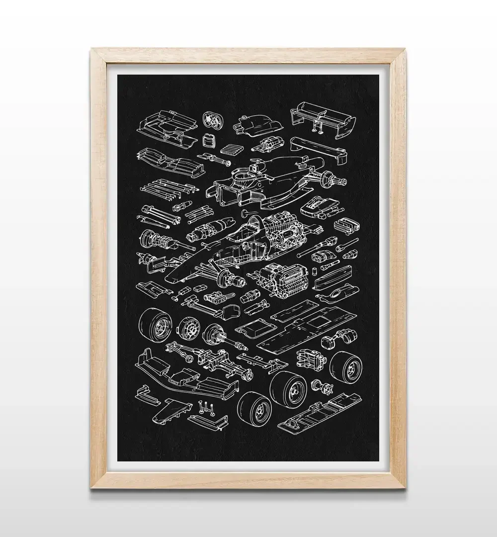 Cuadro de Fórmula 1 minimalista con marco de madera natural para decoración de oficinas o estudios de diseño