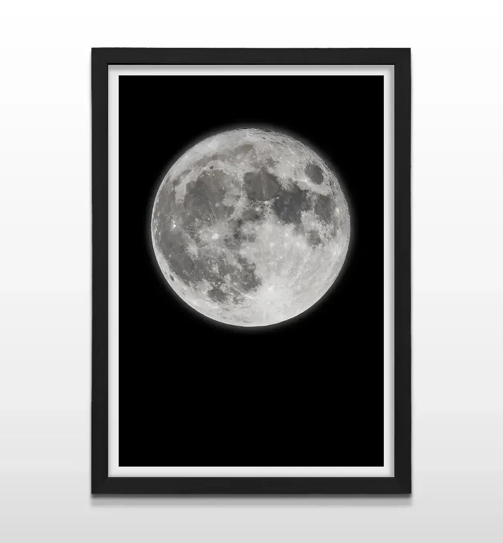 Cuadro moderno de luna llena con marco negro, arte de pared astronómico sofisticado y regalo ideal para amantes del espacio y la noche