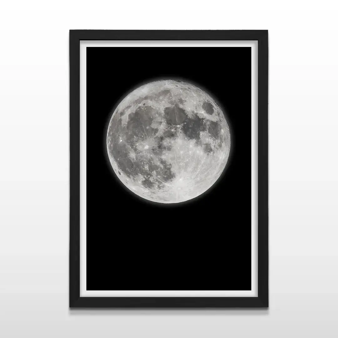 Cuadro moderno de luna llena con marco negro, arte de pared astronómico sofisticado y regalo ideal para amantes del espacio y la noche