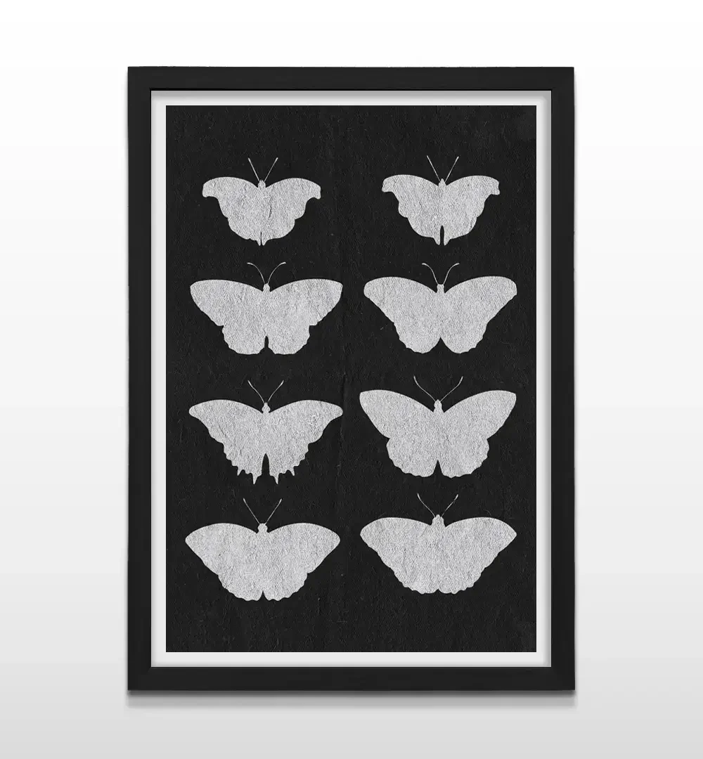 Cuadro moderno de mariposa negra con marco negro, arte de pared de diseño contemporáneo y regalo ideal para amantes del minimalismo