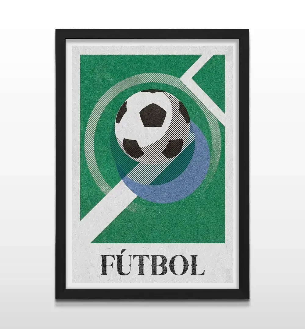 Cuadro moderno con lámina de pelota de fútbol vintage en tonos verde y azul con marco negro de madera, arte de pared abstracto para livings y cuartos de juegos