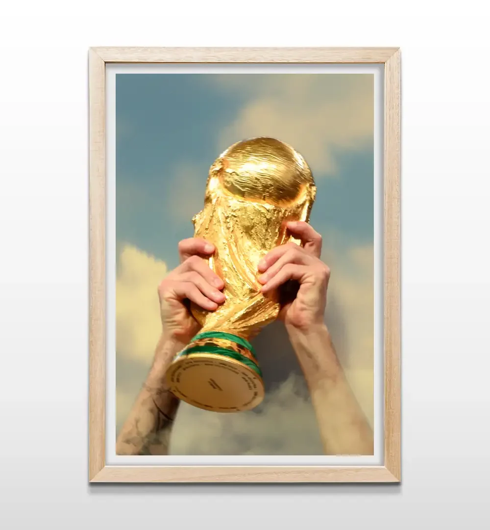 Cuadro minimalista de la Copa del Mundo de Argentina con marco de madera natural, arte de pared deportivo y elegante para decoración de dormitorios y livings