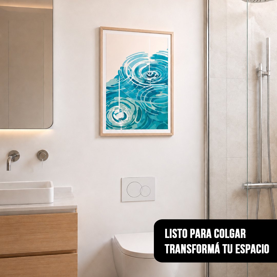 Cuadro vertical con ilustración de ondas de agua en marco de madera clara, colgado en un baño moderno sobre el inodoro y junto a la ducha