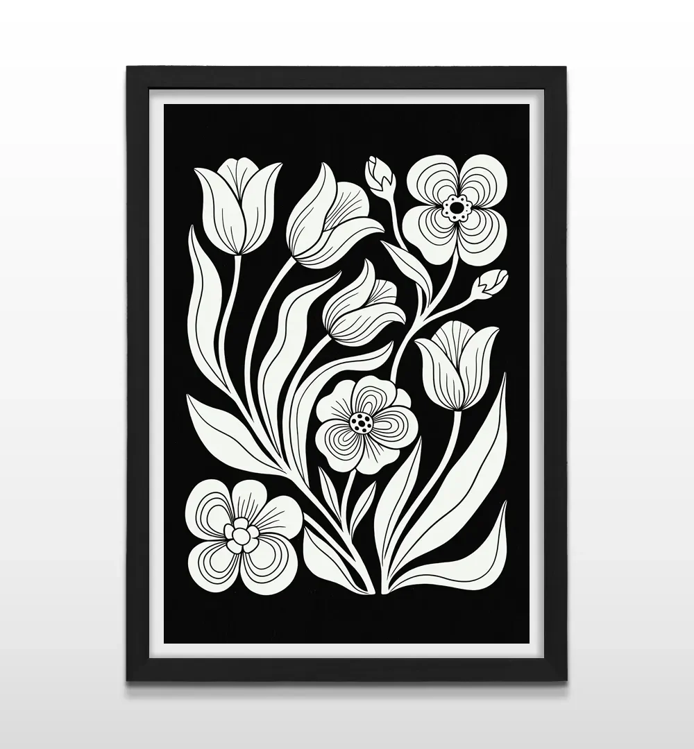 Cuadro vertical en marco negro con lámina botánica de tulipanes estilizados en blanco y negro