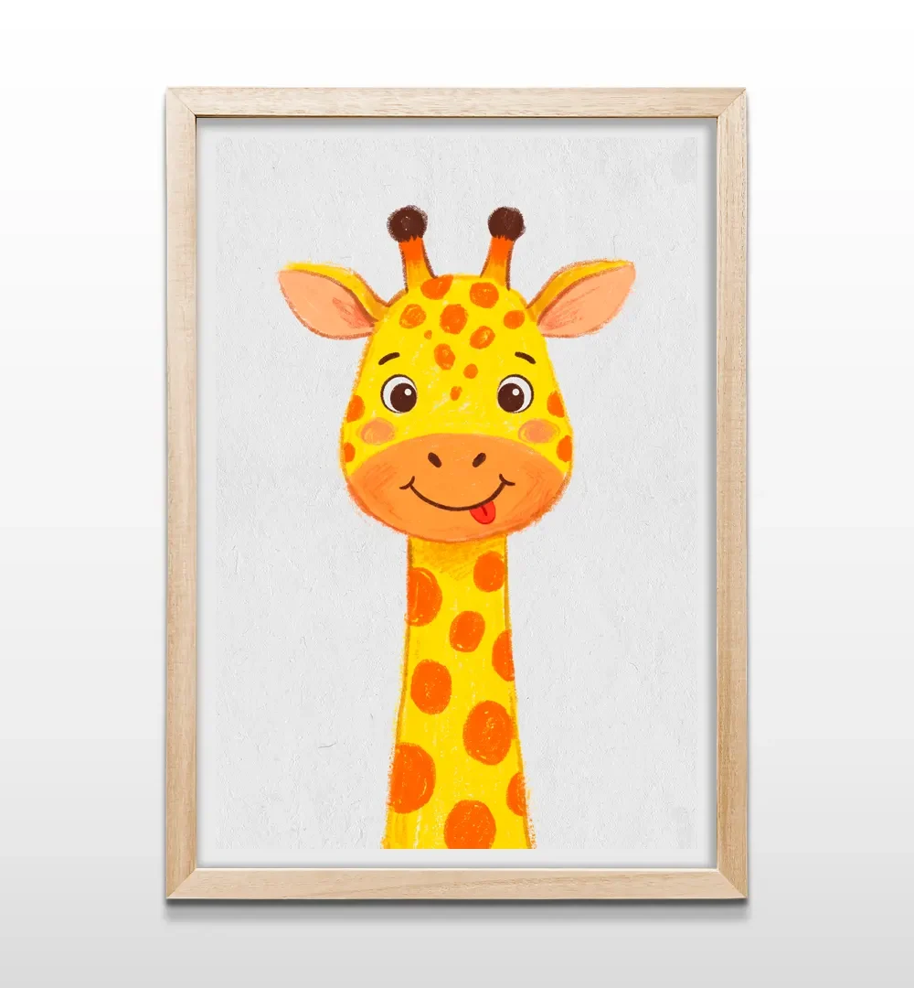 Cuadro vertical en marco de madera clara con dibujo infantil de una alegre jirafa para decoración de habitaciones