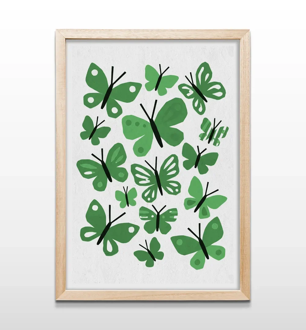 Cuadro vertical en marco de madera clara con diseño artístico de mariposas abstractas en tonos verde y negro