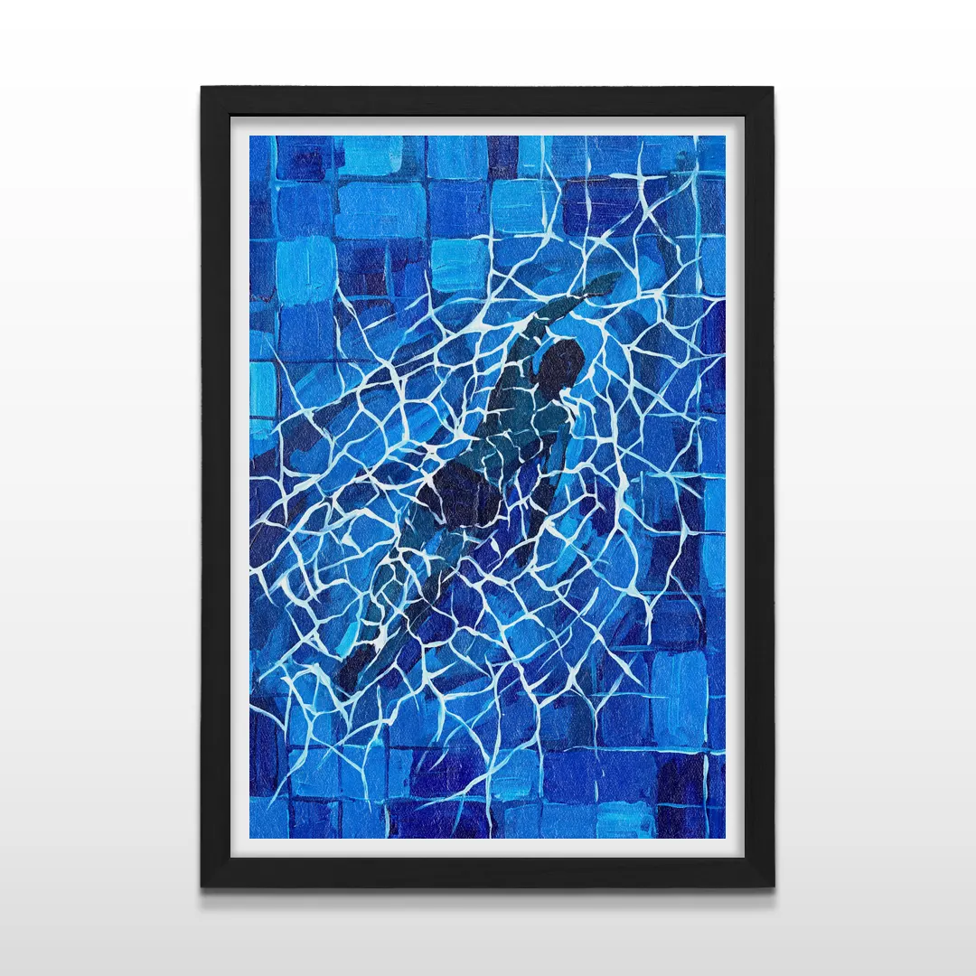 Cuadro vertical en marco negro con lámina artística de un nadador en el fondo de una piscina con tonos azules