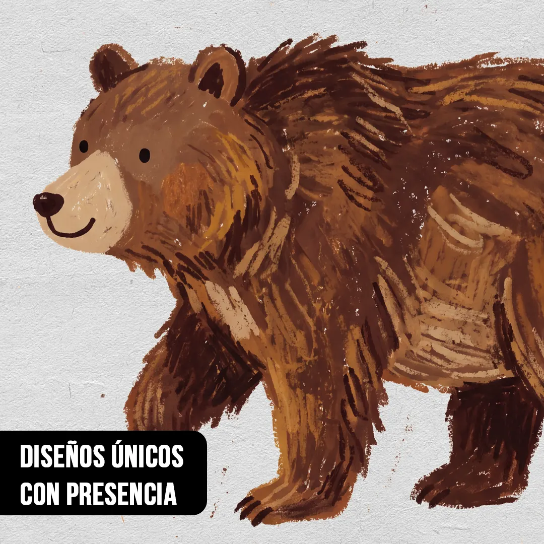 Primer plano de ilustración infantil texturizada de un amigable oso pardo caminando en tonos marrones sobre fondo claro